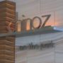 chinoz:stainless-steel box logo